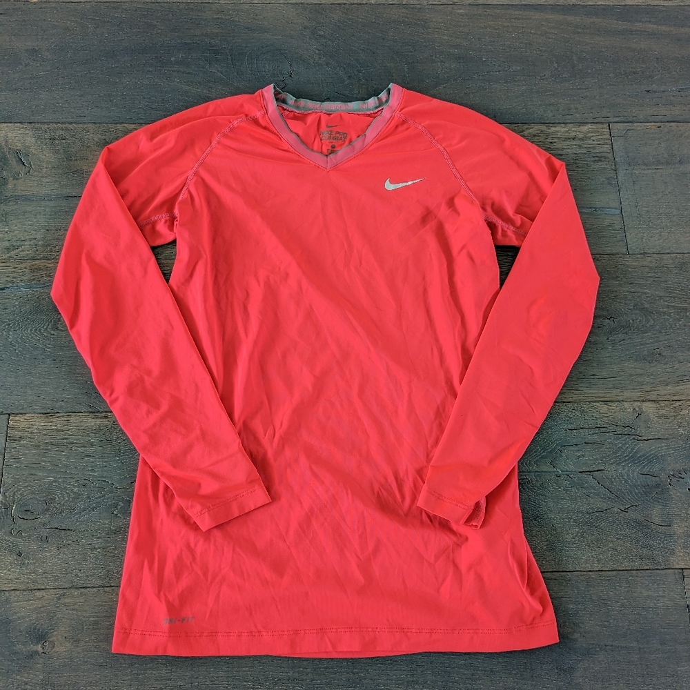 Large Nike top